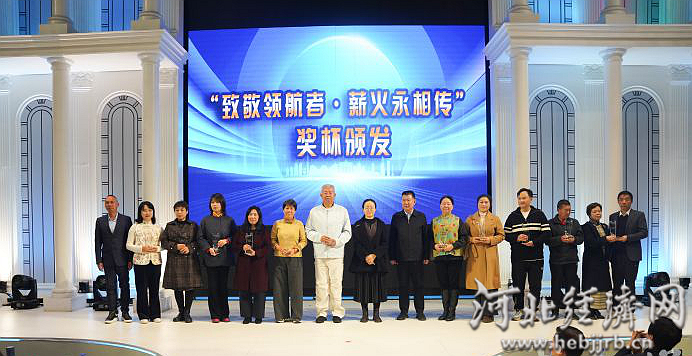 1762481262698972.jpg 1762481198775168.jpg